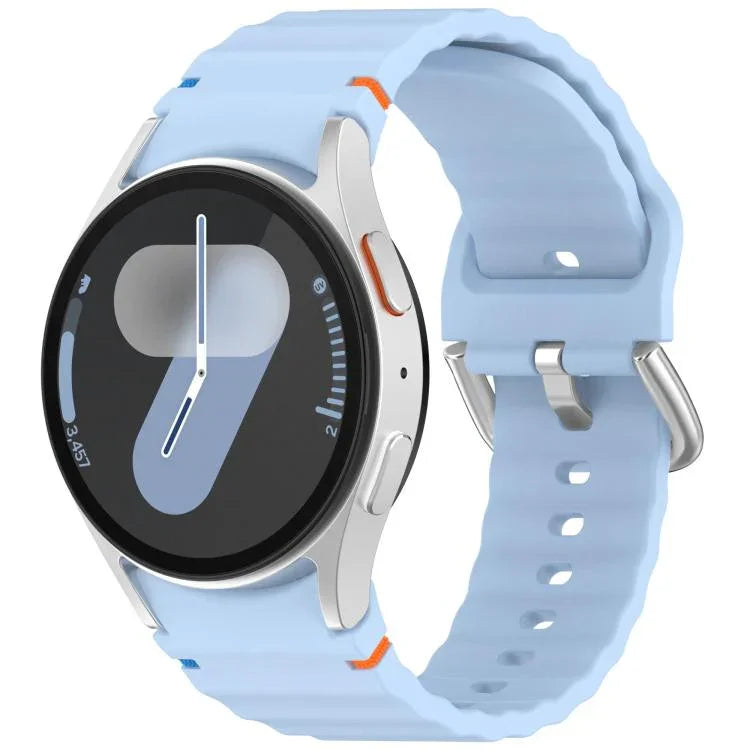 สายรัดนาฬิกาซิลิโคนลายคลื่นเย็บหัวเข็มขัดเงิน สำหรับ Samsung Galaxy Watch 7 40 / 44mm