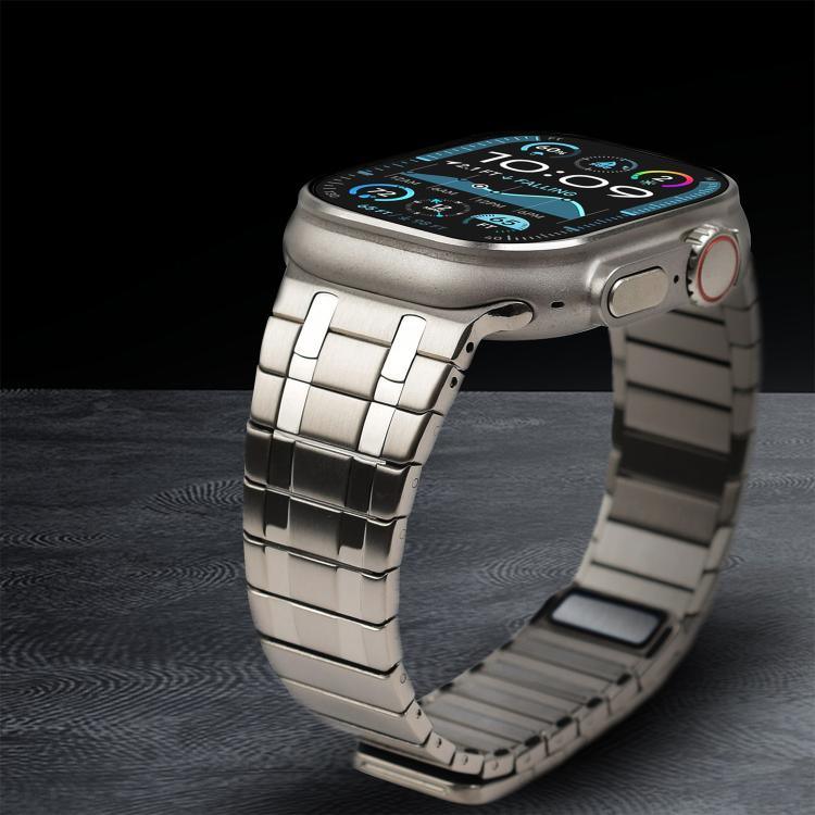 สายรัดนาฬิกาสแตนเลสสตีลแบบแม่เหล็กมิลานลูกปัดเดียว สำหรับ Apple Watch 46mm / 49mm / 45mm / 44mm