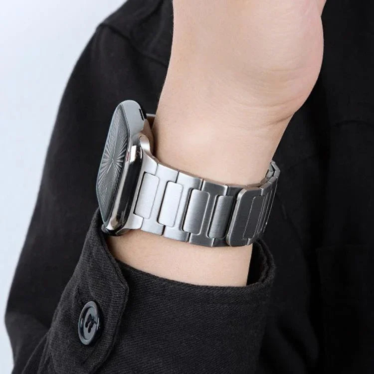 สายรัดสแตนเลสแม่เหล็กรูปตัว I สำหรับ Apple Watch ขนาด 46 มม. / 49 มม. / 45 มม. / 44 มม. และ 42 มม. / 41 มม. / 40 มม. / 38 มม.