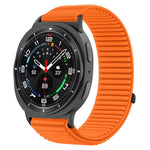 สายรัดนาฬิกาแบบตีนตุ๊กแกไนลอนถักพร้อมข้อต่อโลหะ สำหรับ Samsung Galaxy Watch8 / Watch8 Classic