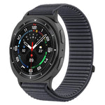 สายรัดนาฬิกาแบบตีนตุ๊กแกไนลอนถักพร้อมข้อต่อโลหะ สำหรับ Samsung Galaxy Watch8 / Watch8 Classic