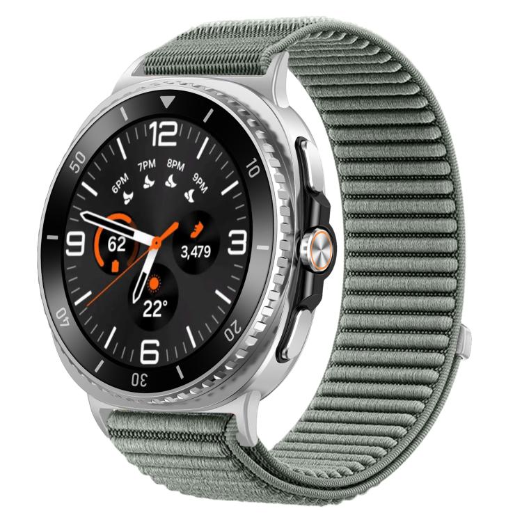 สายรัดนาฬิกาแบบตีนตุ๊กแกไนลอนถักพร้อมข้อต่อโลหะ สำหรับ Samsung Galaxy Watch8 / Watch8 Classic