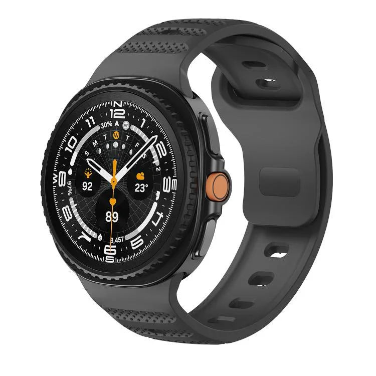 สายรัดนาฬิกาซิลิโคนหัวเข็มขัดสีดำลายจุด สำหรับ Samsung Galaxy Watch8 / Watch8 Classic