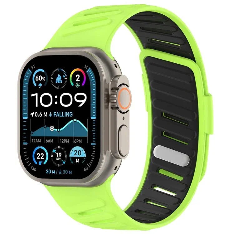 สายรัดนาฬิกาซิลิโคนสองสีระบายอากาศพร้อมหัวเข็มขัดเฉียง สำหรับ Apple Watch 46mm / 49mm / 45mm / 44mm