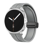 สายไนลอนซิลิโคนไฮบริดหัวเข็มขัดแม่เหล็กพับได้ สำหรับ Samsung Galaxy Watch8 / Watch8 Classic