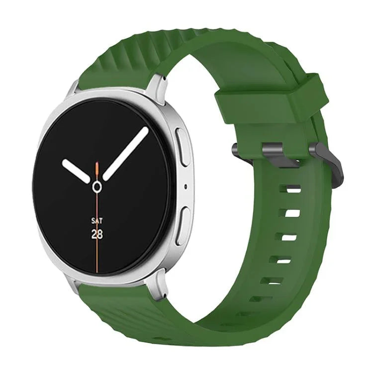 สายซิลิโคนหัวเข็มขัดสีดำลายสน สำหรับ Samsung Galaxy Watch8 / Watch8 Classic