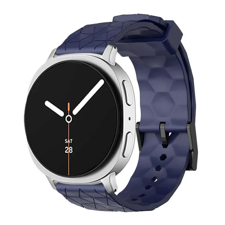 สายซิลิโคนสีพื้นลายลูกฟุตบอล สำหรับ Samsung Galaxy Watch8 / Watch8 Classic