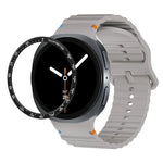 สายรัดนาฬิกาซิลิโคนขอบสปีดพร้อมหัวเข็มขัดสีเย็บลายคลื่น สำหรับ Samsung Galaxy Watch8 44 มม. และ 40 มม.
