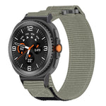 สายรัดนาฬิกานีลอนสองส่วนแบบตีนตุ๊กแก สำหรับ Samsung Galaxy Watch8 / Watch8 Classic