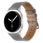 สายรัดนาฬิกาหนังแท้หัวเข็มขัดสแตนเลสสีเงิน สำหรับ Samsung Galaxy Watch8 / Watch8 Classic