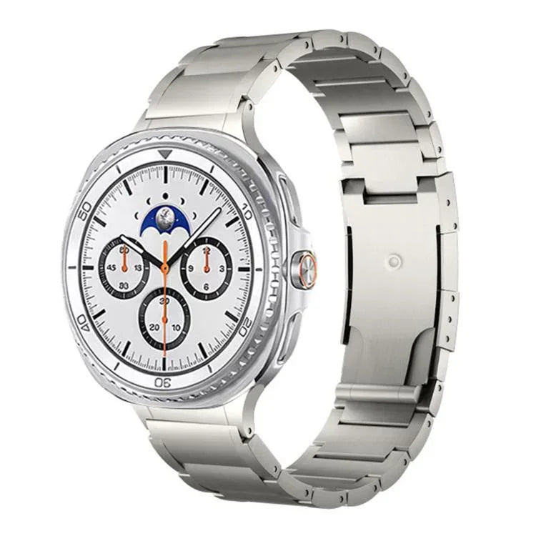 สายรัดนาฬิกาโลหะหัวเข็มขัดเต่าทองสามเม็ดแบบบูรณาการ สำหรับ Samsung Galaxy Watch8 / Watch8 Classic