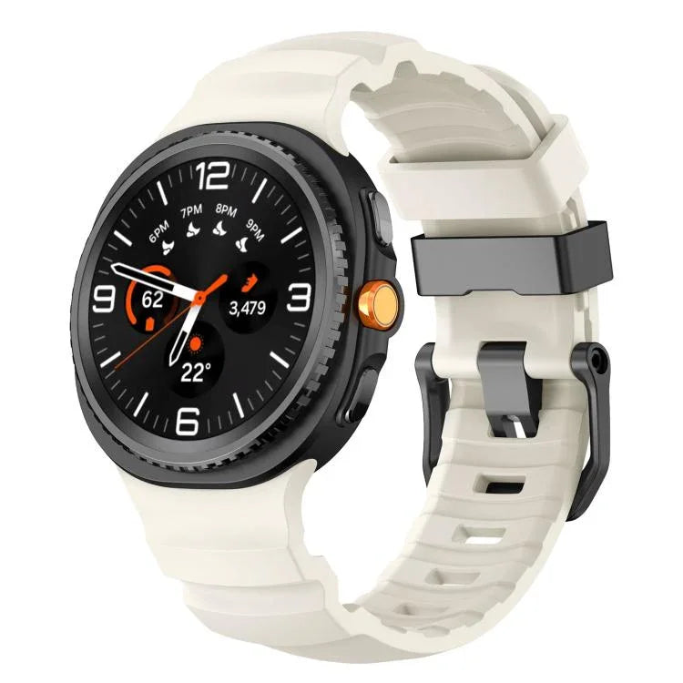 สายซิลิโคนกีฬาแบบหัวเข็มขัดสีดำ สำหรับ Samsung Galaxy Watch8 / Watch8 Classic