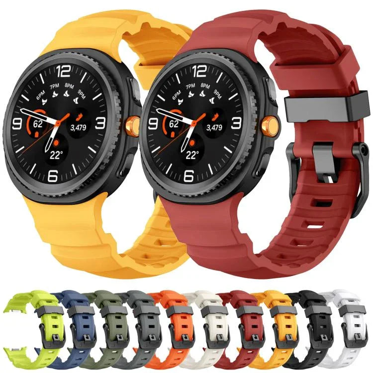 สายซิลิโคนกีฬาแบบหัวเข็มขัดสีดำ สำหรับ Samsung Galaxy Watch8 / Watch8 Classic