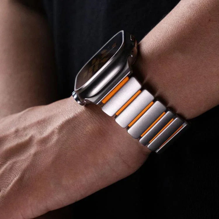สายรัดนาฬิกาโลหะไทเทเนียมหัวเข็มขัดแม่เหล็ก Norman สำหรับ Apple Watch 46mm / 49mm / 45mm / 44mm