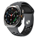 สายซิลิโคนหัวเข็มขัดกลับรูกลมสองสี สำหรับ Samsung Galaxy Watch Ultra 47mm / Ultra 2025