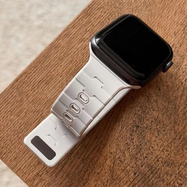 สายรัดนาฬิกาซิลิโคนแม่เหล็กหมุดเดี่ยวลายม้า สำหรับ Apple Watch 46 มม. / 49 มม. / 45 มม. / 44 มม.