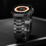 สายรัดนาฬิกาโลหะไทเทเนียมแม่เหล็ก Iron Man สำหรับ Apple Watch 46mm / 49mm / 45mm / 44mm