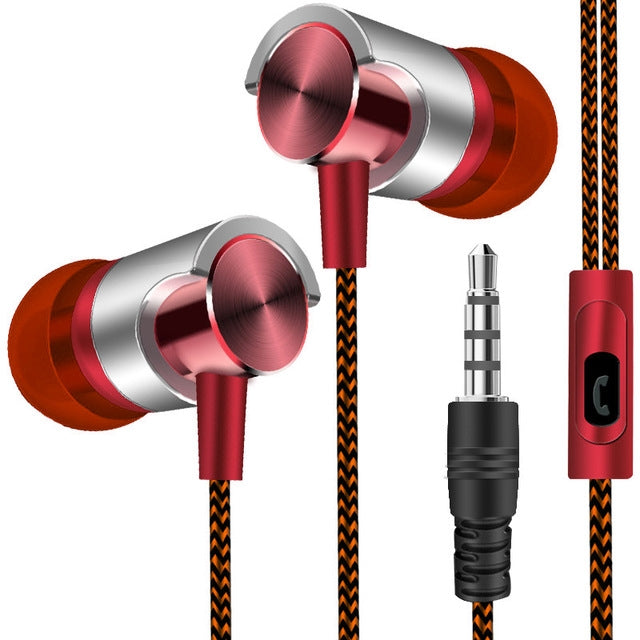 หูฟังมีสายโลหะเสียงเบสหนัก หูฟังสปอร์ตแบบสอดหูพร้อมไมโครโฟนสำหรับ Xiaomi Samsung Huawei