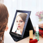 กระจกเครื่องสำอางหนังทรงสี่เหลี่ยมลายจระเข้ แบบตั้งได้ สีดำ L 18x25.5x1.6CM, สีดำ M 15x20.5x1.6CM, สีดำ S 12x17.5x1.6CM, สีน้ำตาล L 18x25.5x1.6CM, สีน้ำตาล M 15x20.5x1.6CM, สีน้ำตาล S 12x17.5x1.6CM, สีแดง L 18x25.5x1.6CM, สีแดง M 15x20.5x1....