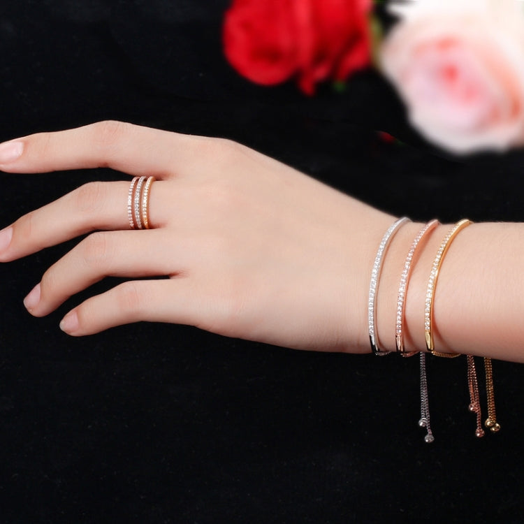 สร้อยข้อมือโค้งแถวเดียวประดับเพชรซีกอนฝังไมโคร ปรับขนาดได้ สวยงาม, สีโรสโกลด์, แพลตตินัม, ทองเหลือง