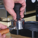 เครื่องกดผงกาแฟสแตนเลสแบบแรงดันคงที่อลูมินา ขนาด 58mm สีดำ
