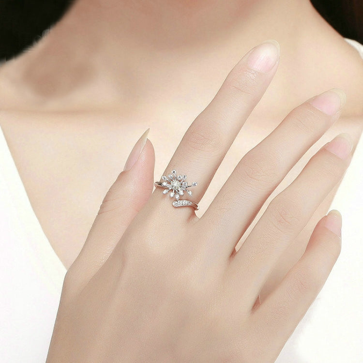 แหวนผู้หญิงเงินสเตอร์ลิง S925 แหวนเพชรรักดอกแดนดิไลออน