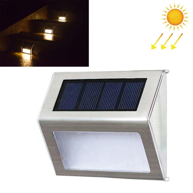 ไฟติดผนังบันไดสแตนเลสพลังงานแสงอาทิตย์ 3 LED สำหรับสวนรั้วภายนอก 3 LED / 2 ชิ้น