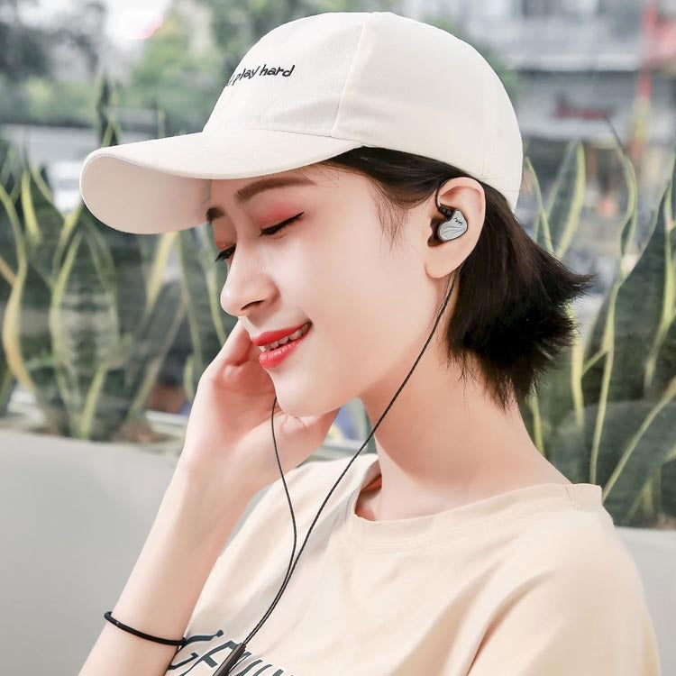 หูฟังแบบมีสายสำหรับใส่ในหู เบสหนัก สำหรับเล่นเกมและกีฬา สีดำ เงิน