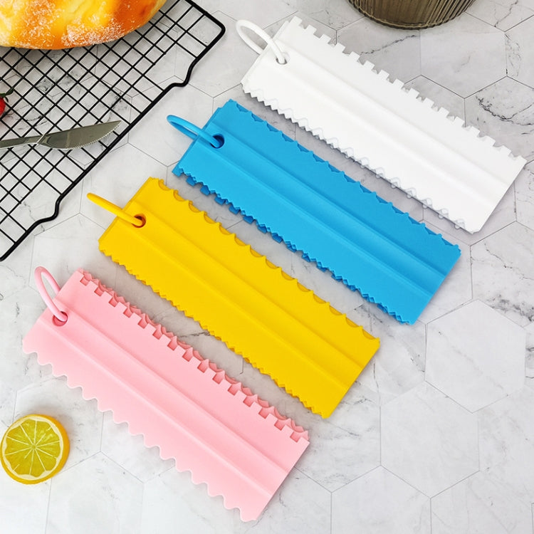ชุดเกลี่ยครีมพลาสติก PP สองด้าน ลายฟันเลื่อย 4 ชิ้น สีขาว สีเหลือง สีฟ้าอ่อน สีชมพู