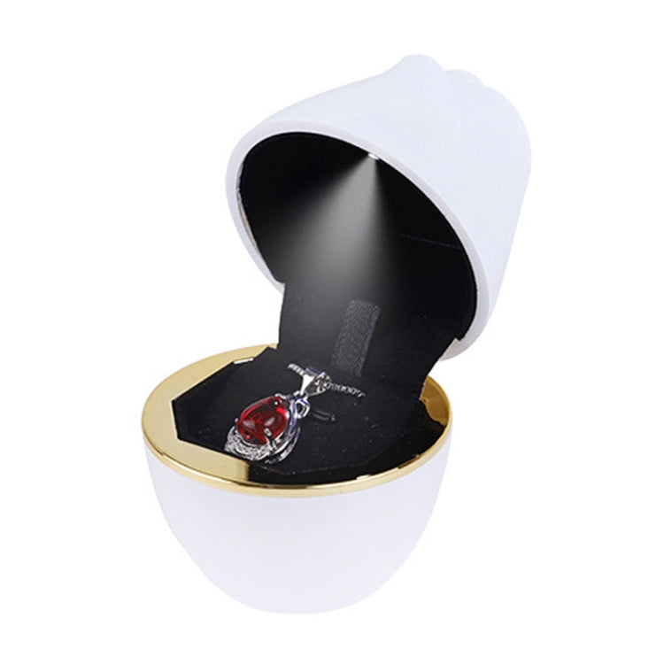 กล่องเก็บสร้อยคอแหวนสปอตไลท์ LED รูปดอกกุหลาบไม่มีเครื่องประดับ, สเปค:, 017257 จี้(สีน้ำเงินรอยัล), 017257 จี้(สีขาว), 017257 จี้(สีชมพู), 017257 จี้(สีเขียว), 017257 แหวน(สีแดง), 017257 แหวน(สีน้ำเงินรอยัล), 017257 แหวน(สีขาว)