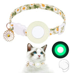 สำหรับ AirTag รุ่นที่ 2 / AirTag รุ่นที่ 1 ซิลิโคนครอบตัวติดตาม ปลอกคอสัตว์เลี้ยงลายดอกเดซี่ขนาดเล็ก พร้อมกระดิ่งและฟิล์มด้านหน้า-หลัง