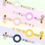 สำหรับ AirTag รุ่นที่ 2 / AirTag รุ่นที่ 1 ซิลิโคนครอบตัวติดตาม ปลอกคอสัตว์เลี้ยงลายดอกเดซี่ขนาดเล็ก พร้อมกระดิ่งและฟิล์มด้านหน้า-หลัง