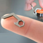 เครื่องมือเปิดขวดเบียร์ขนาดเล็กน้ำหนักเบา EDC พวงกุญแจ เครื่องมือพกพาสำหรับแคมป์ปิ้งและเดินป่า ไทเทเนียมอัลลอยด์ สแตนเลส